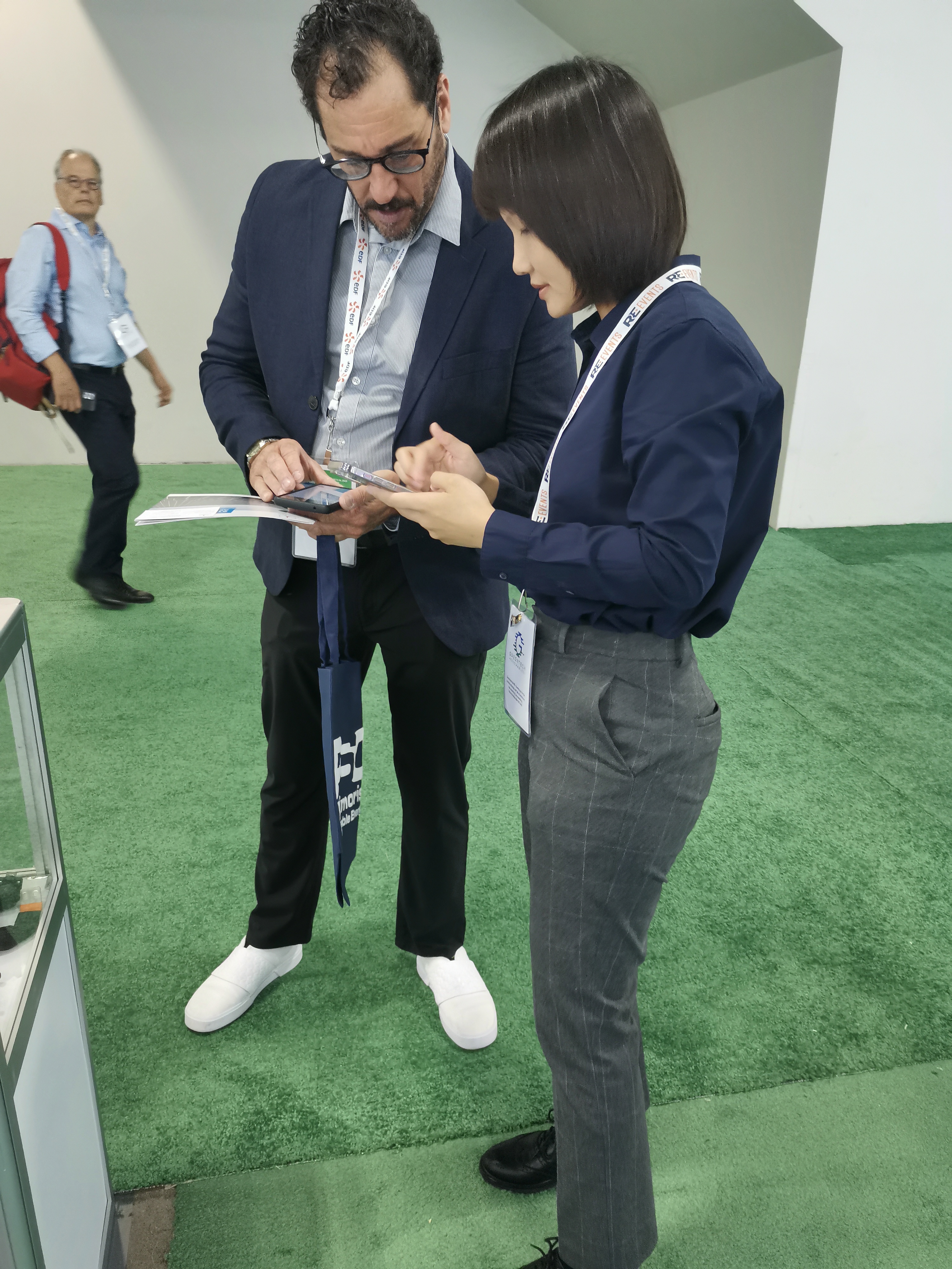 0abeaea7-3a4c-424c-a497-0a35925c4794