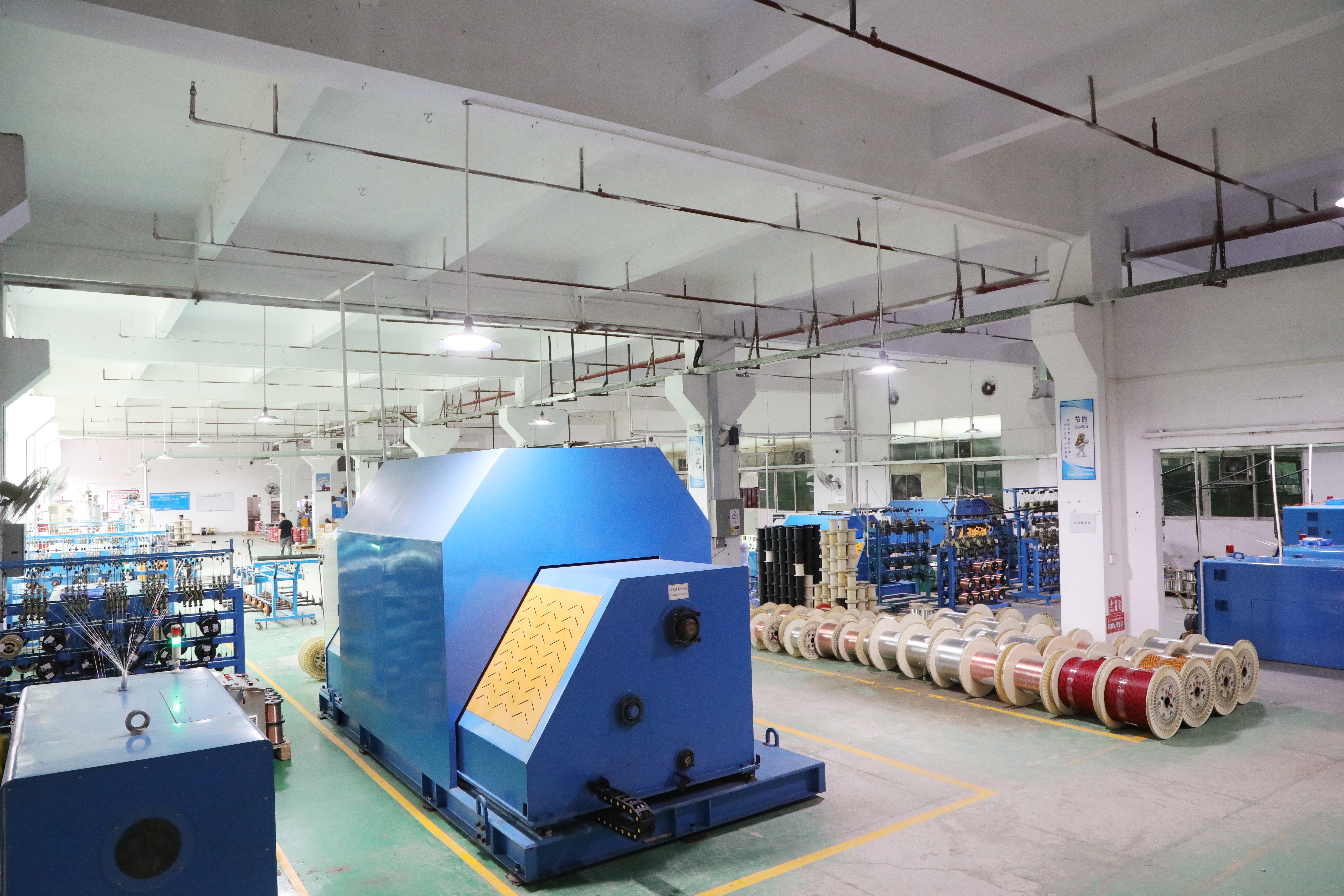 عزز شبكتك مع حلول كابل CAT6 عالية الجودة